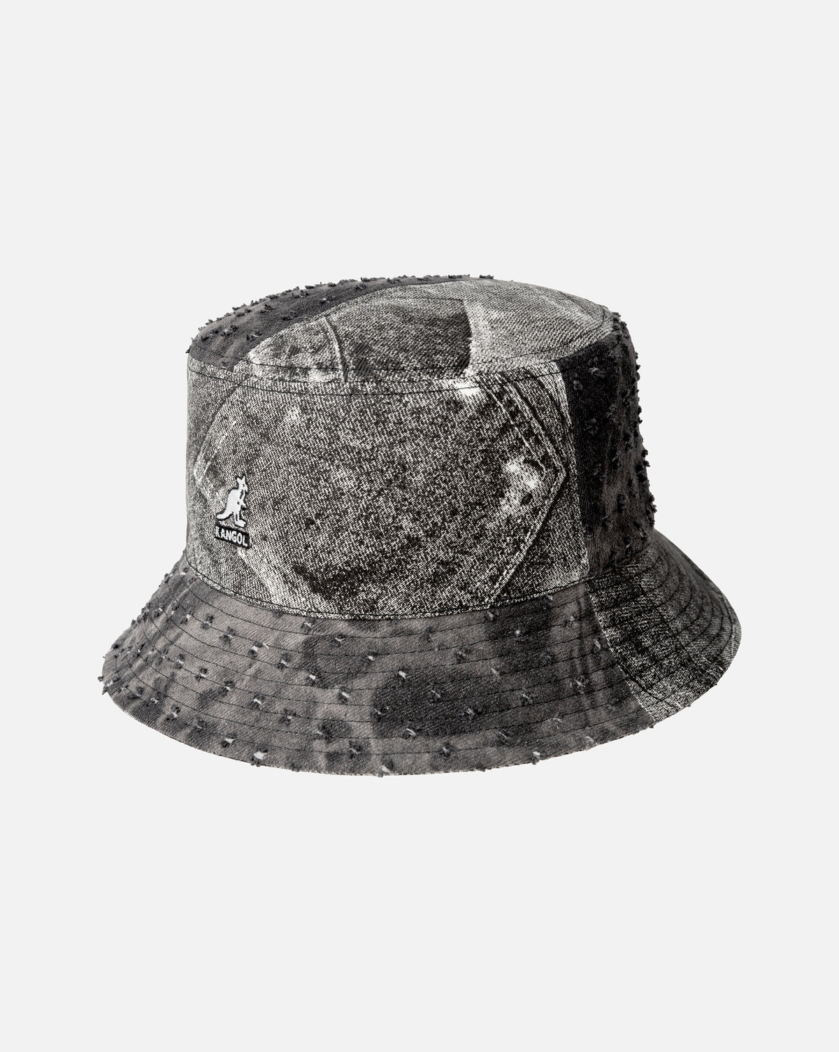 color-BLACK-TROMPE-LOEIL